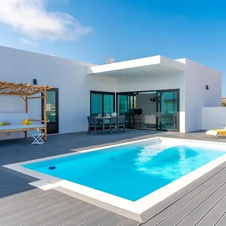 Villa Santiago Lajares