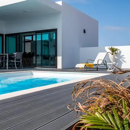Santiago Villa Lajares