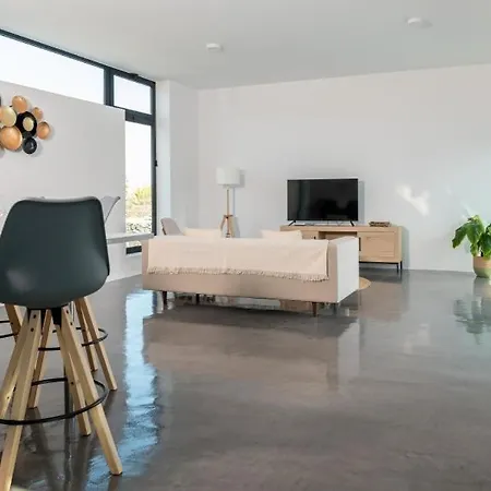 Santiago Villa *