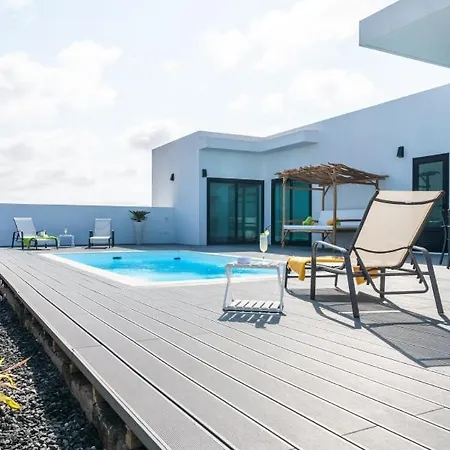 Santiago Villa Lajares