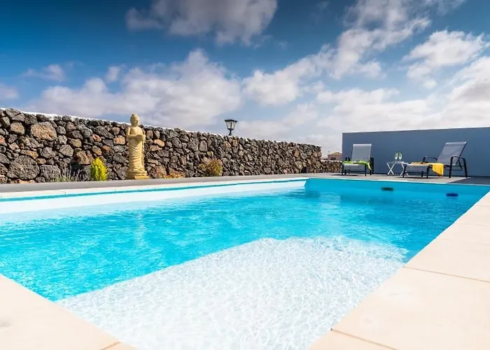 Villa Santiago Lajares